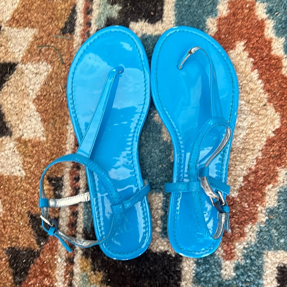 NY&C patent blue sandals